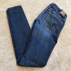 American Eagle | Dark Wash Super Stretch Jeggings